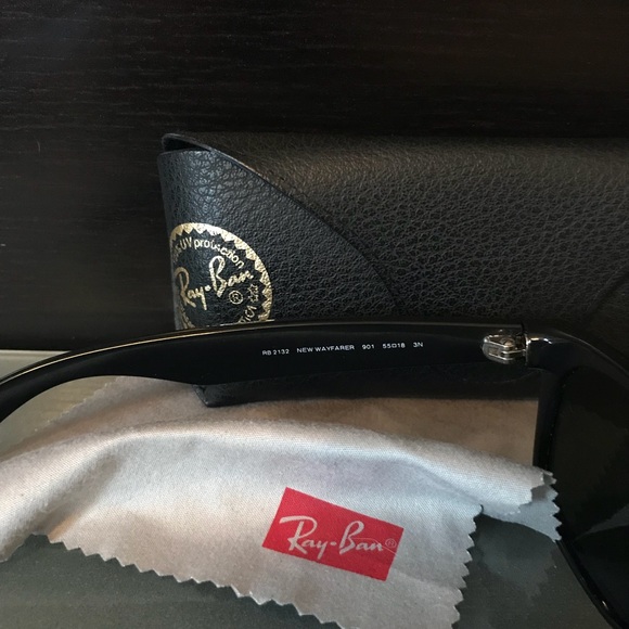 RayBan New Wayfarer - Picture 3 of 4